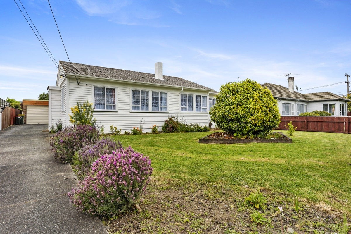 1/15 Burcham Street, Taita, Lower Hutt - Carousel 1