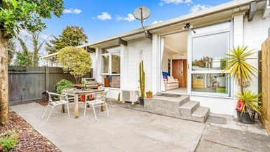 2/26 Watene Road, Panmure, Auckland - Carousel 1