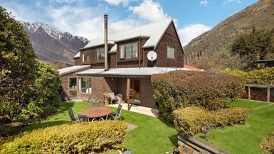 39 Remarkables Crescent, Frankton, Queenstown - Carousel 1