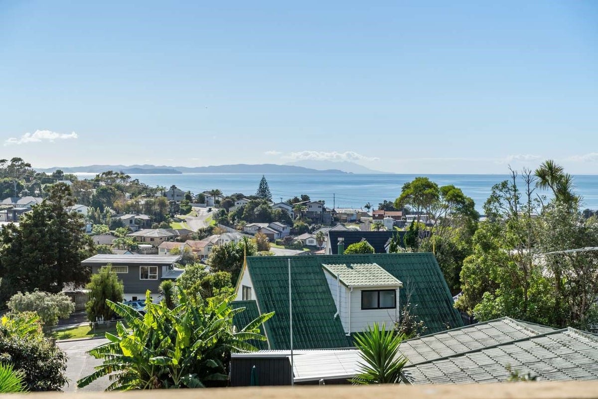 24A Gledstane Road, Stanmore Bay, Whangaparaoa - Carousel 2