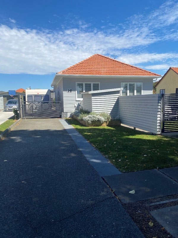 51 Douglas Mclean Avenue, Marewa, Napier - Carousel 1