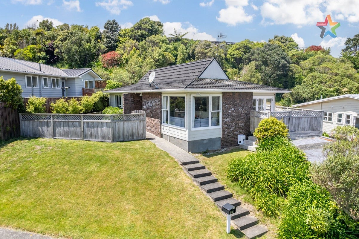 52 Waipounamu Drive, Kelson, Lower Hutt - Carousel 2