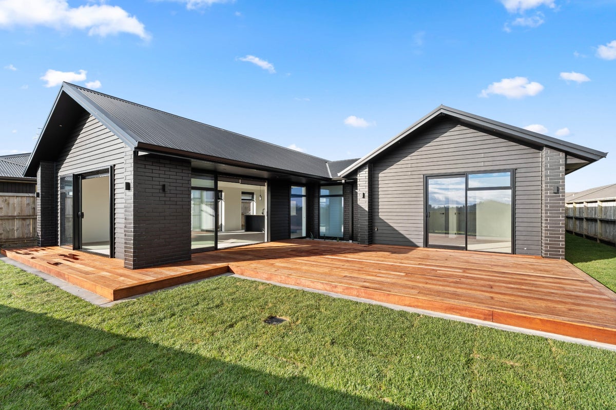 9 Cowell Crescent, Pyes Pa, Tauranga - Carousel 11