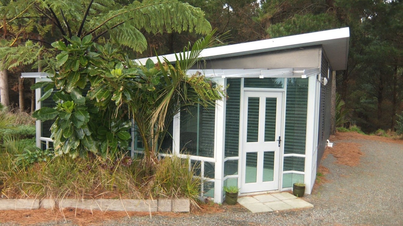 16 Fleetwood Lane, Turitea, Palmerston North - Carousel 1