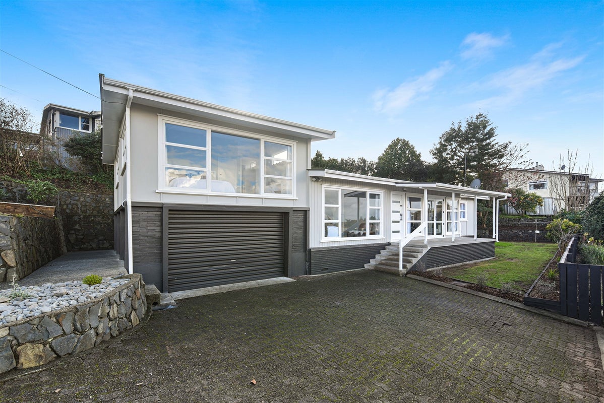 30 Carey Street, Maeroa, Hamilton - Carousel 1