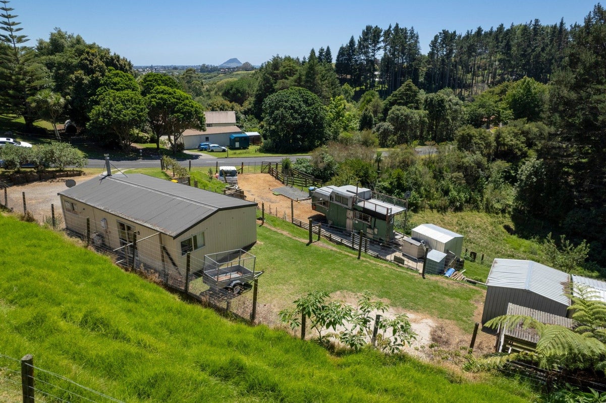 69 Panorama Drive, Welcome Bay, Tauranga - Carousel 2