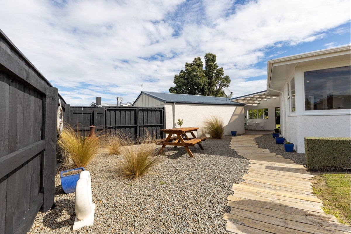 282 Tremaine Avenue, Takaro, Palmerston North - Carousel 2
