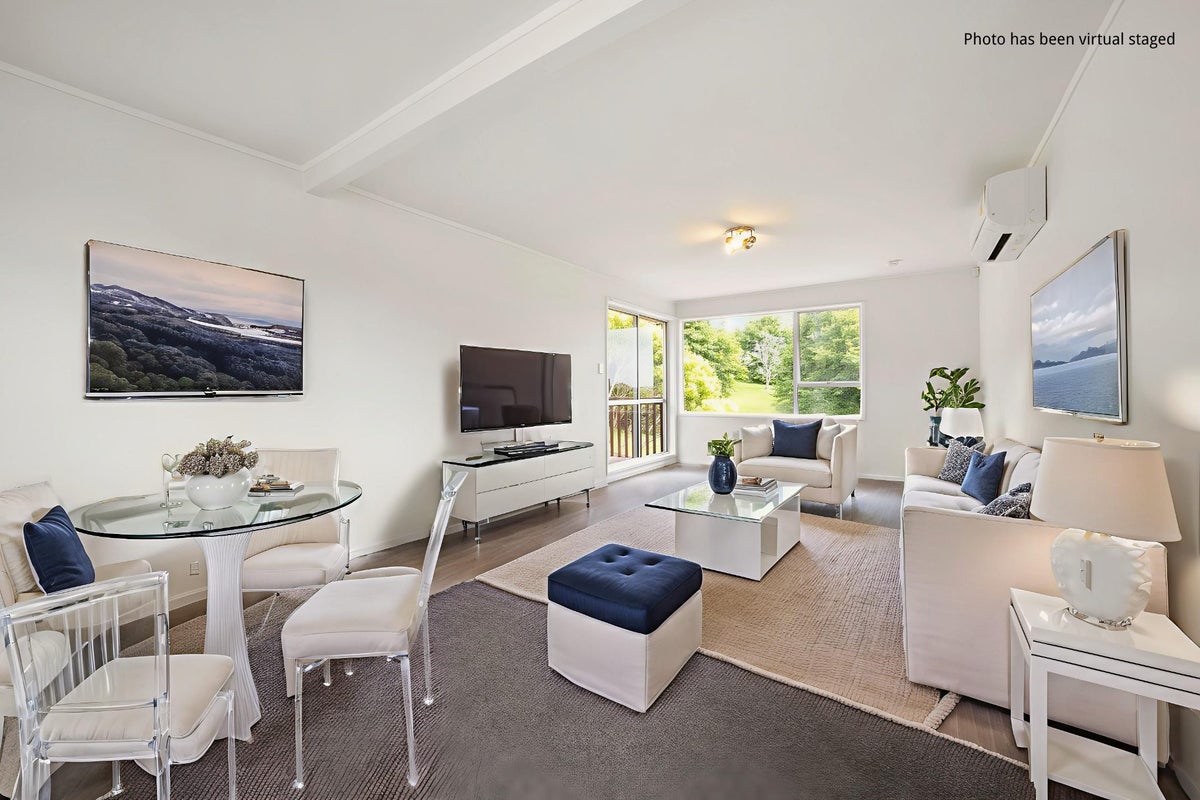 14 Zingaro Place, Massey, Auckland - Carousel 2