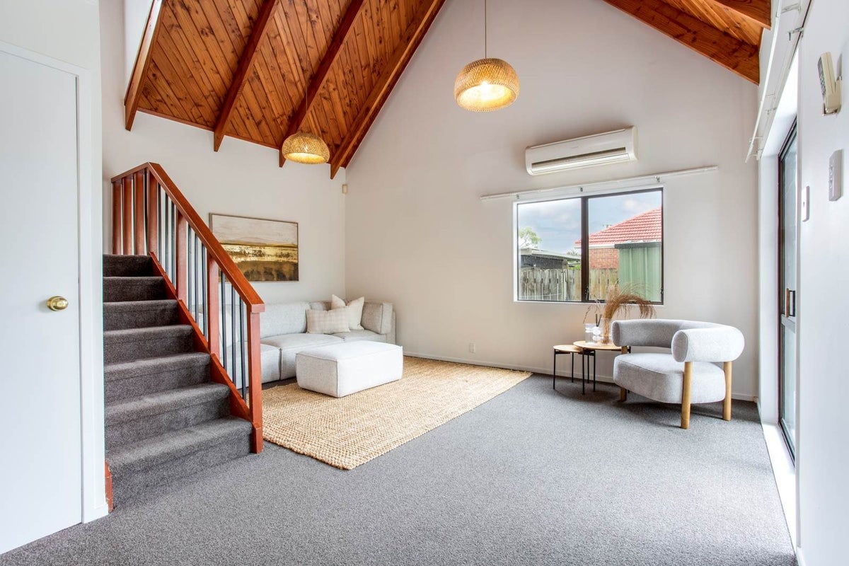 3/12 Arran Street, Avondale, Auckland - Carousel 2