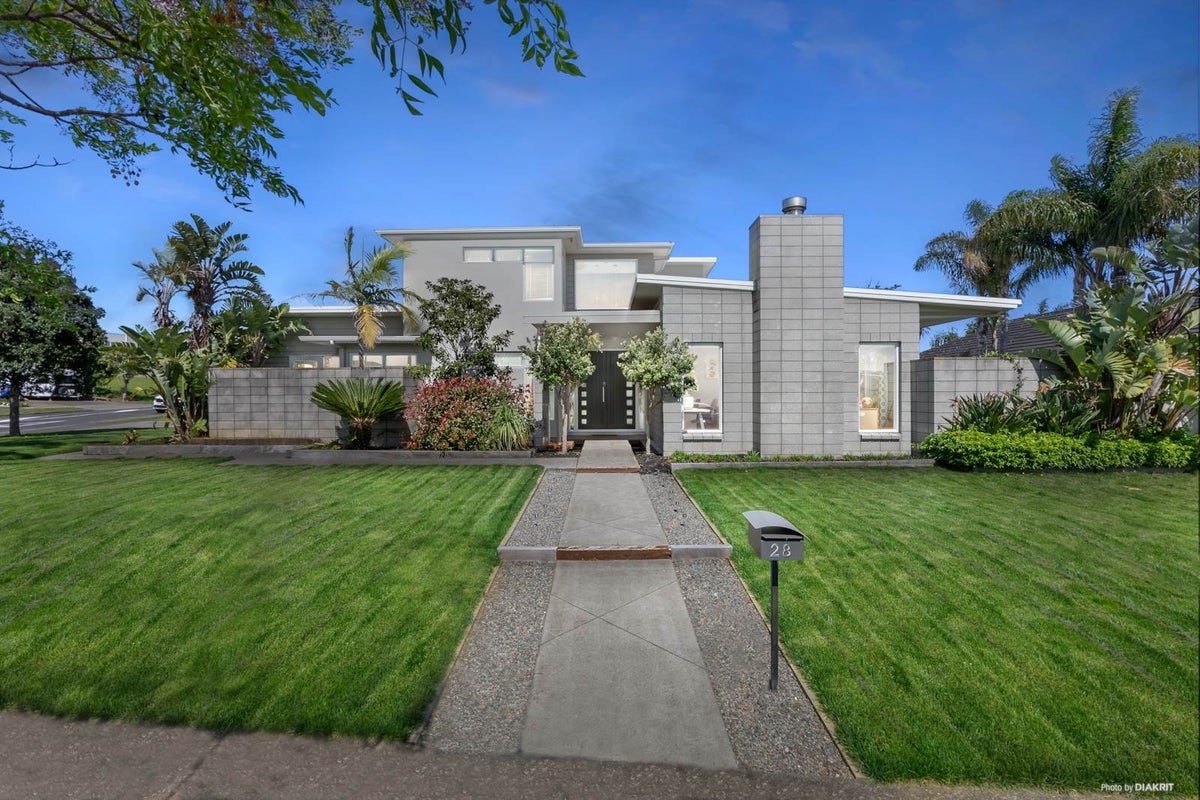 28 Constellation Avenue, Beachlands, Auckland - Carousel 1