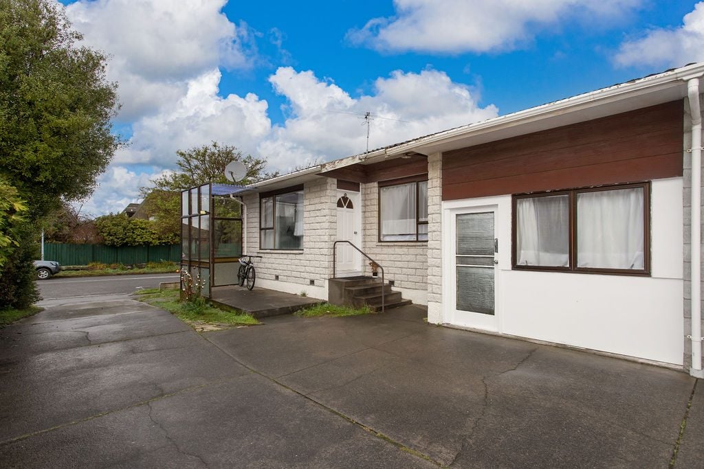 1/24 Solway Avenue, Ilam, Christchurch - Carousel 12