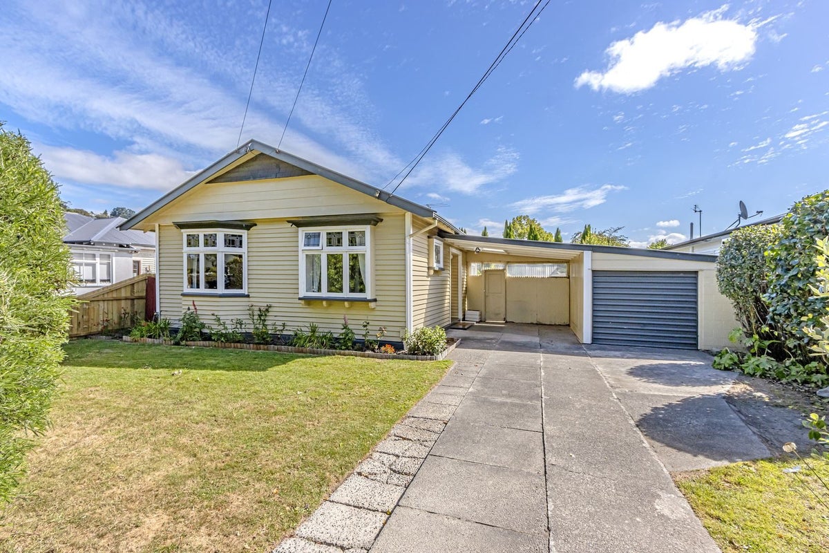 26 Ngaio Street, Saint Martins, Christchurch - Carousel 17