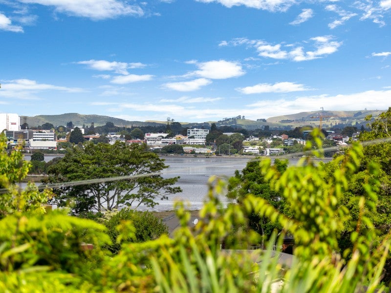 70 Darraghs Road, Brookfield, Tauranga - Carousel 1