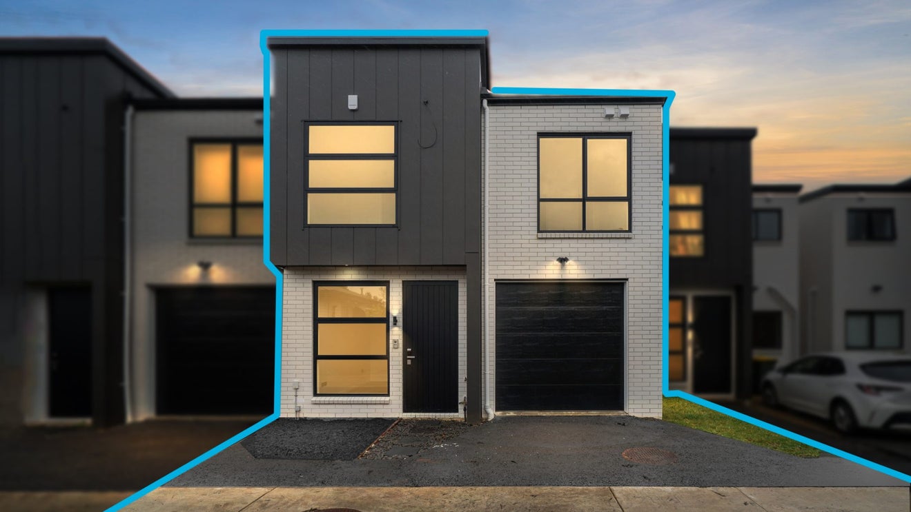13E Purata Place, Mangere Bridge, Auckland - Carousel 1