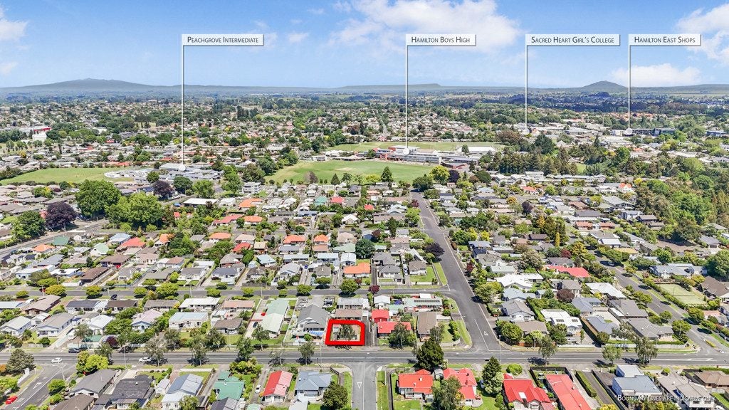 68A Te Aroha Street, Hamilton East, Hamilton - Carousel 15