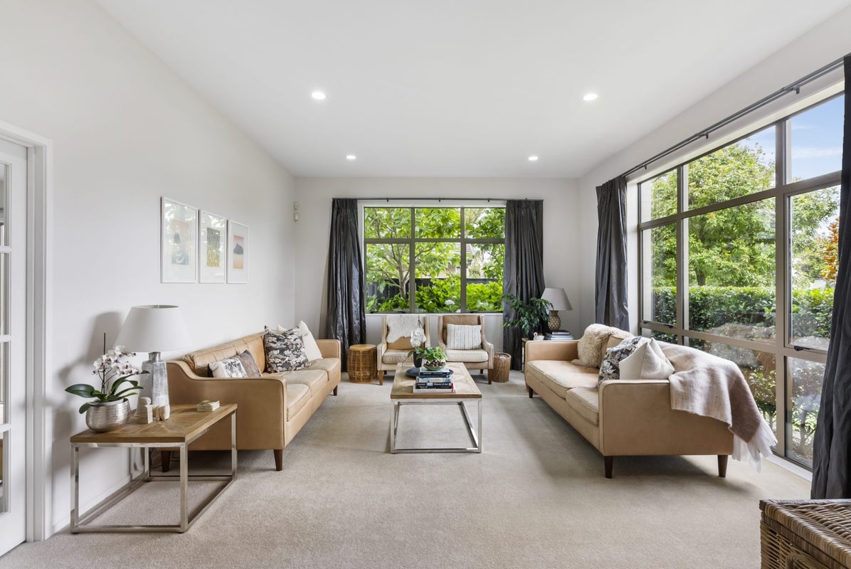 31 Lake Drive, Karaka, Papakura - Carousel 2