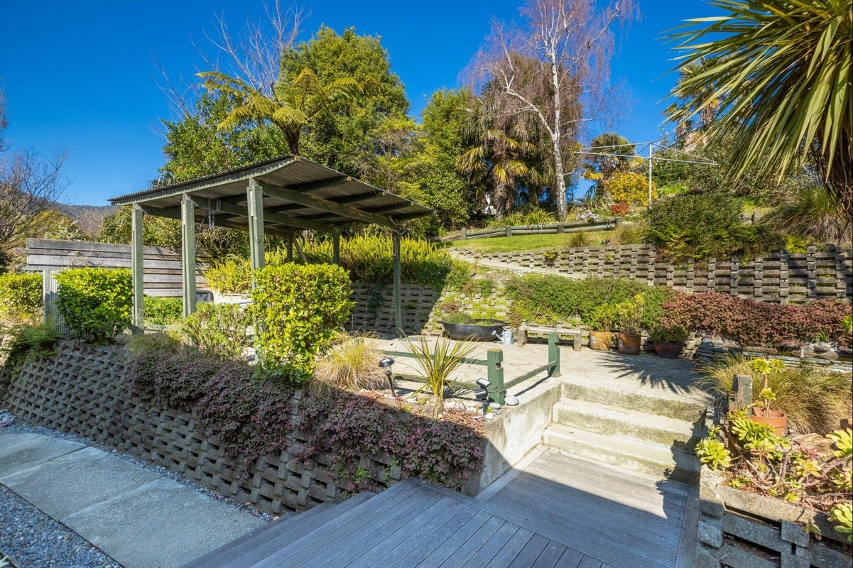 50 Dodson Valley Road, Atawhai, Nelson - Carousel 18