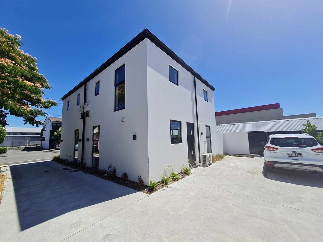 2/7 Dickens Street, Addington, Christchurch - Carousel 1