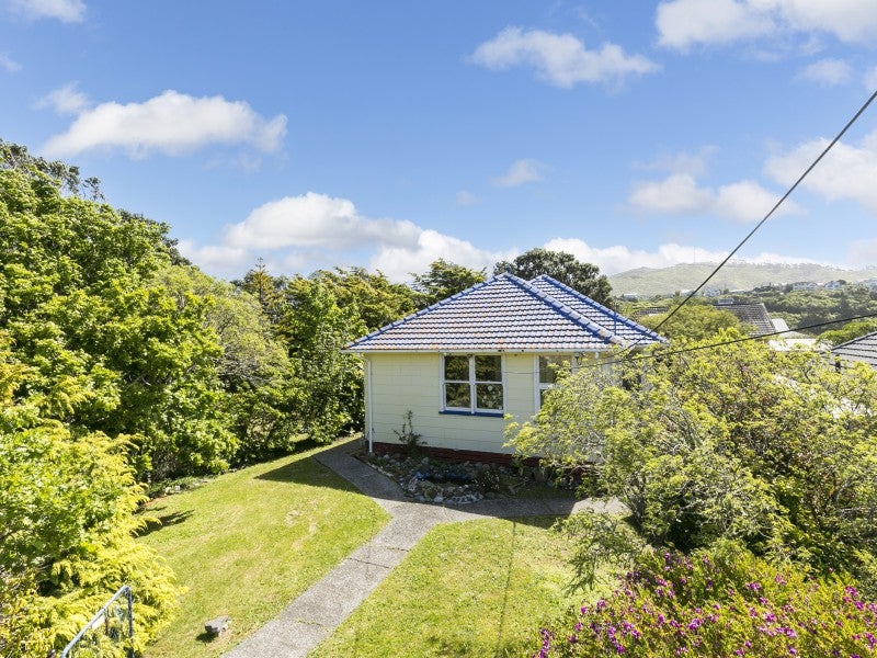 92 Mornington Road, Brooklyn, Wellington - Carousel 1