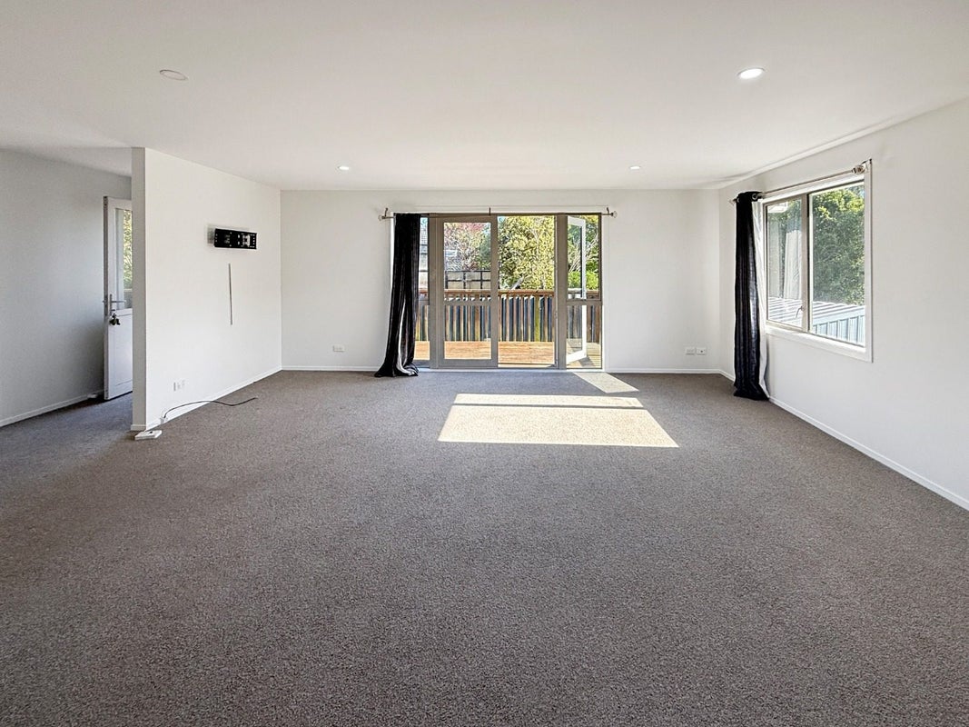 69 Main Road, Wainuiomata, Lower Hutt - Carousel 2