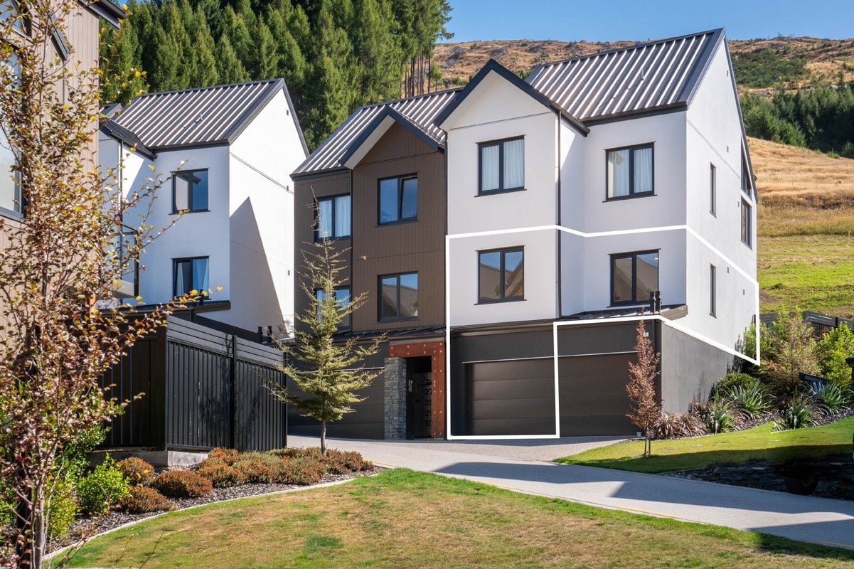 28/6 George Bullen Lane, Arthurs Point, Queenstown - Carousel 2