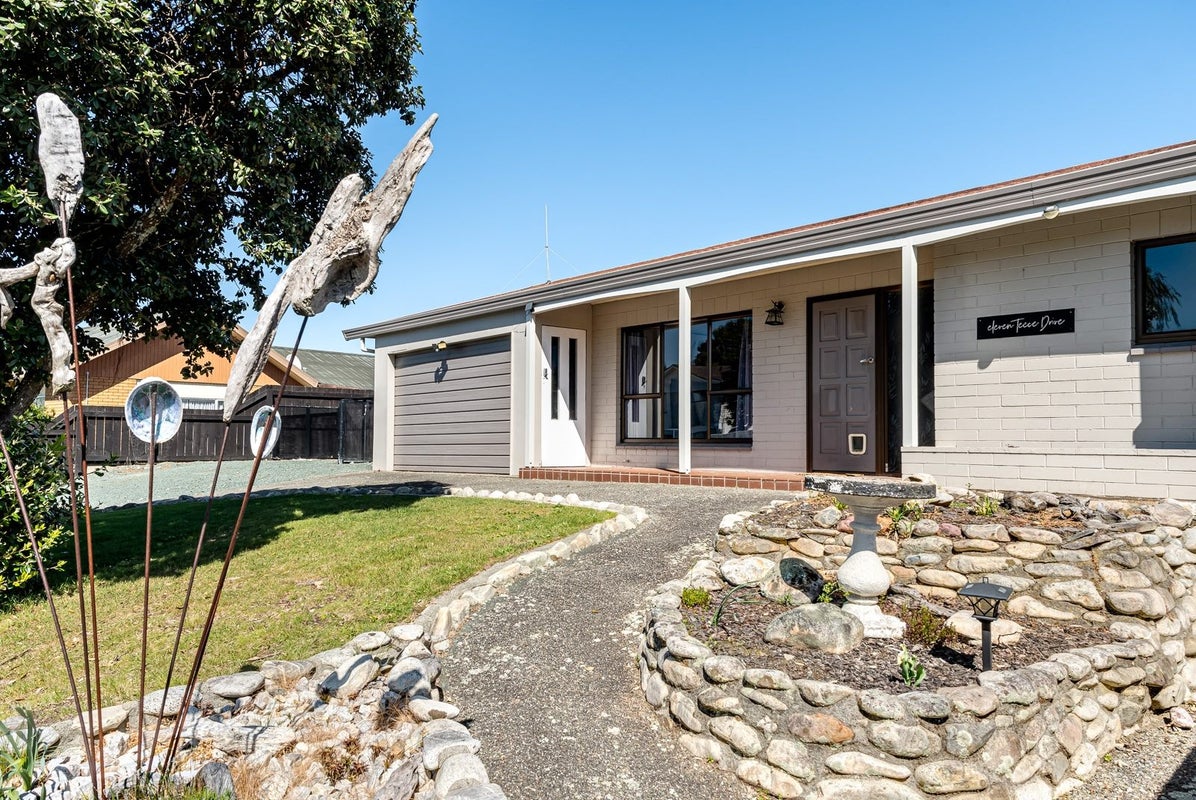11 Teece Drive, Motueka - Carousel 14