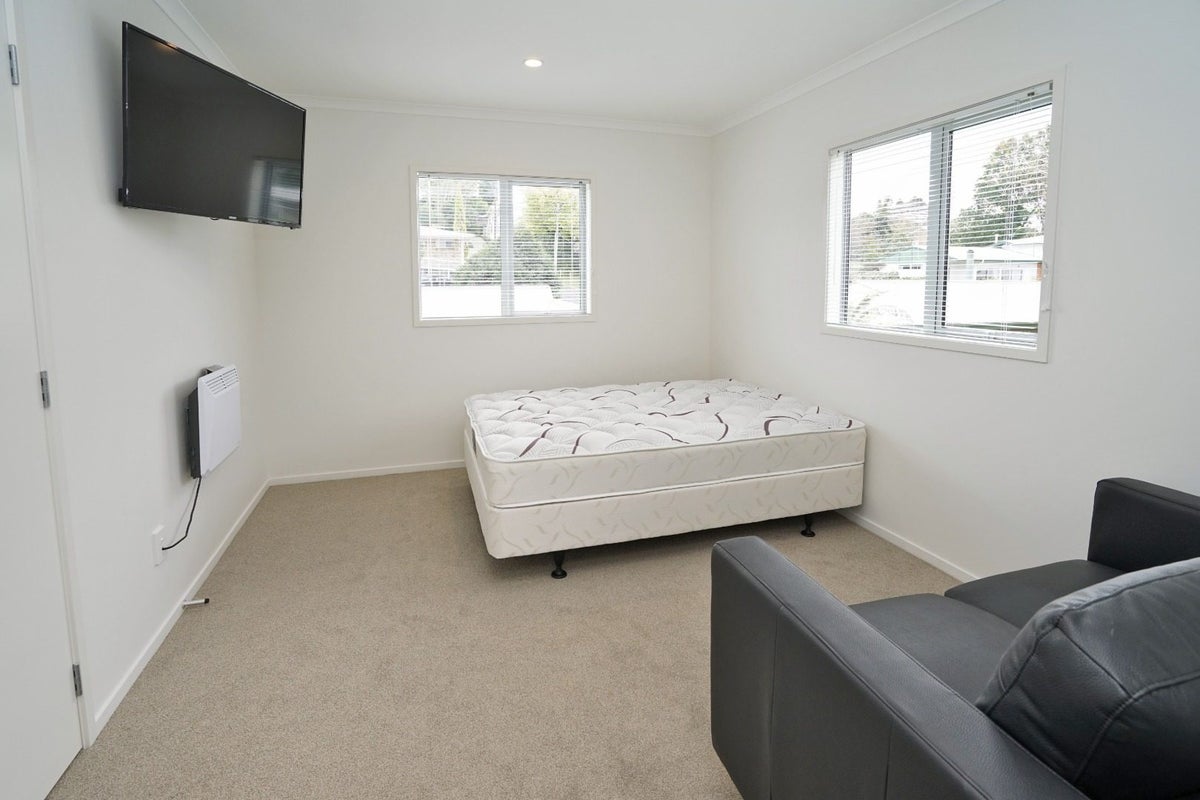 1/43 Mahoe Street, Melville, Hamilton - Carousel 2