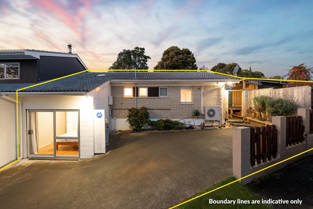 3/44 Howe Street, Howick, Auckland - Carousel 27