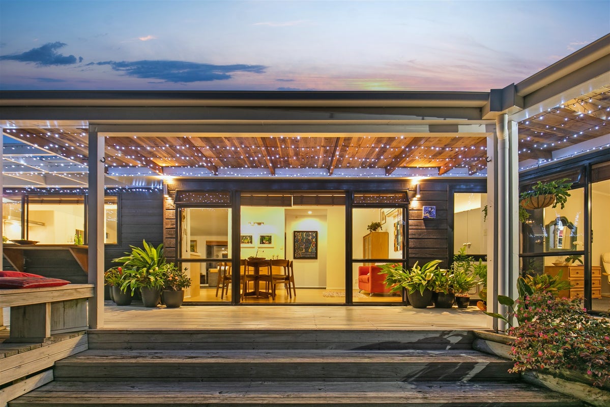 20 Kings Road, Panmure, Auckland - Carousel 2