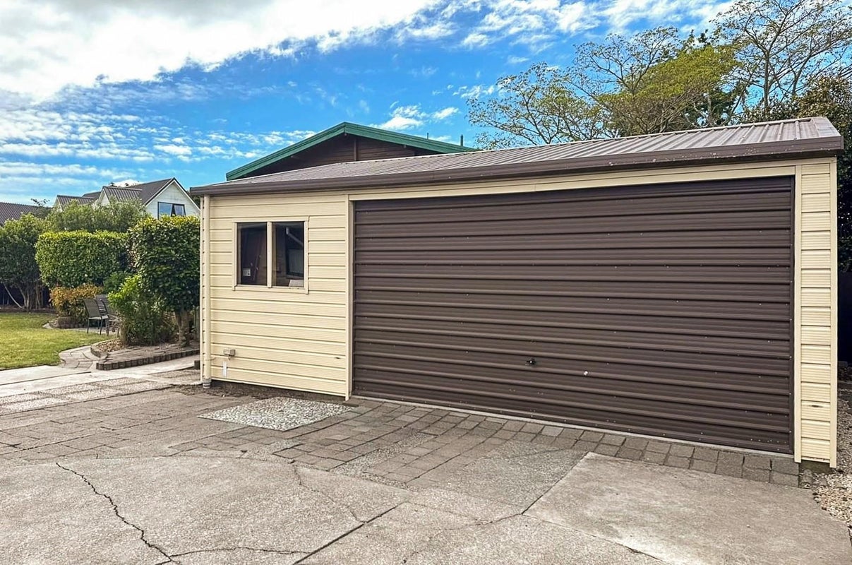 15 Sonning Place, Redwood, Christchurch - Carousel 19