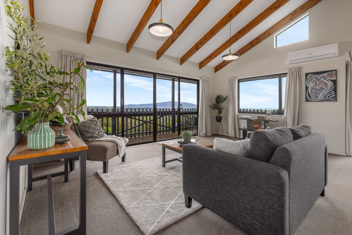 69 Kotare Street, Waikanae, Waikanae - Carousel 1