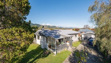 20 King Street, Richmond - Carousel 1