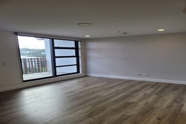 411/22 Library Lane, Albany, Auckland - Carousel 1