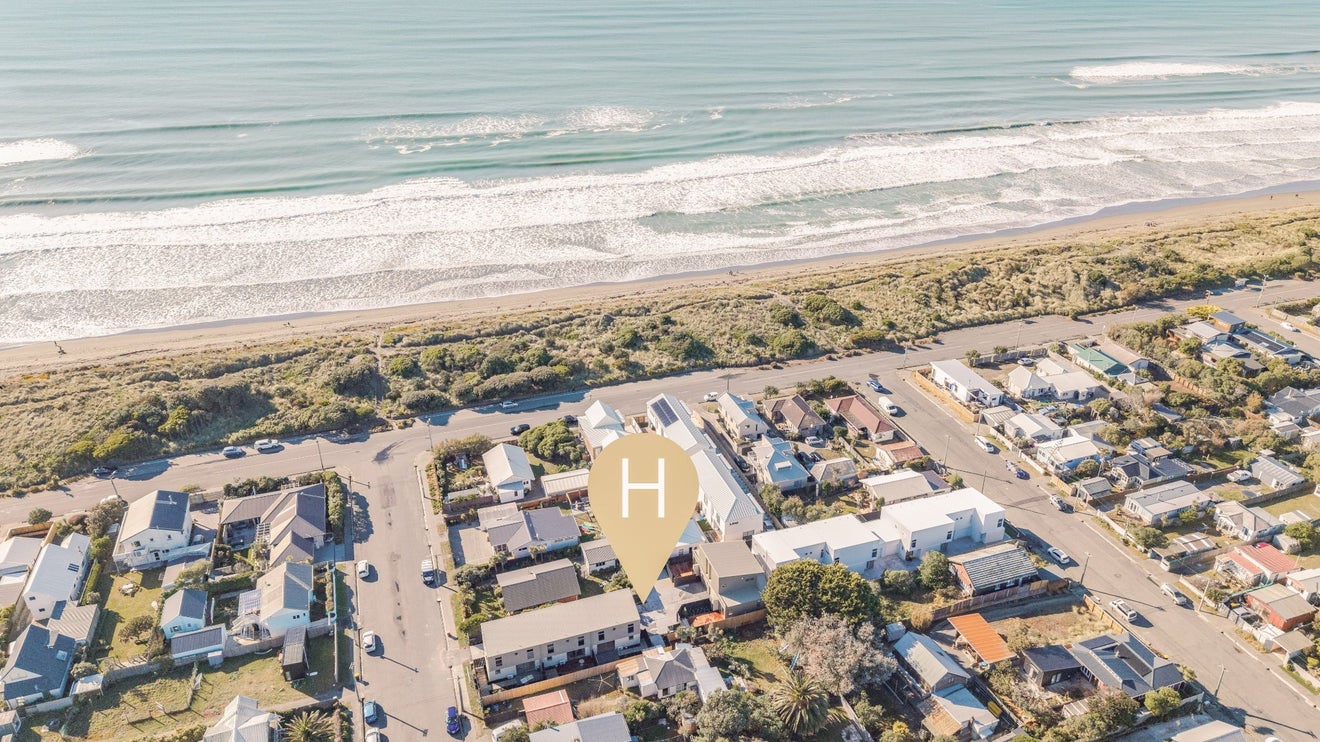 2/13 Effingham Street, North New Brighton, Christchurch - Carousel 1