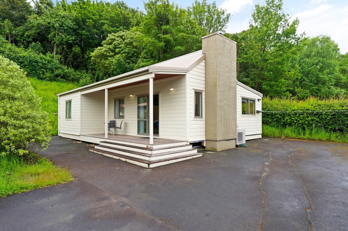 19 Afton Terrace, North East Valley, Dunedin - Carousel 1