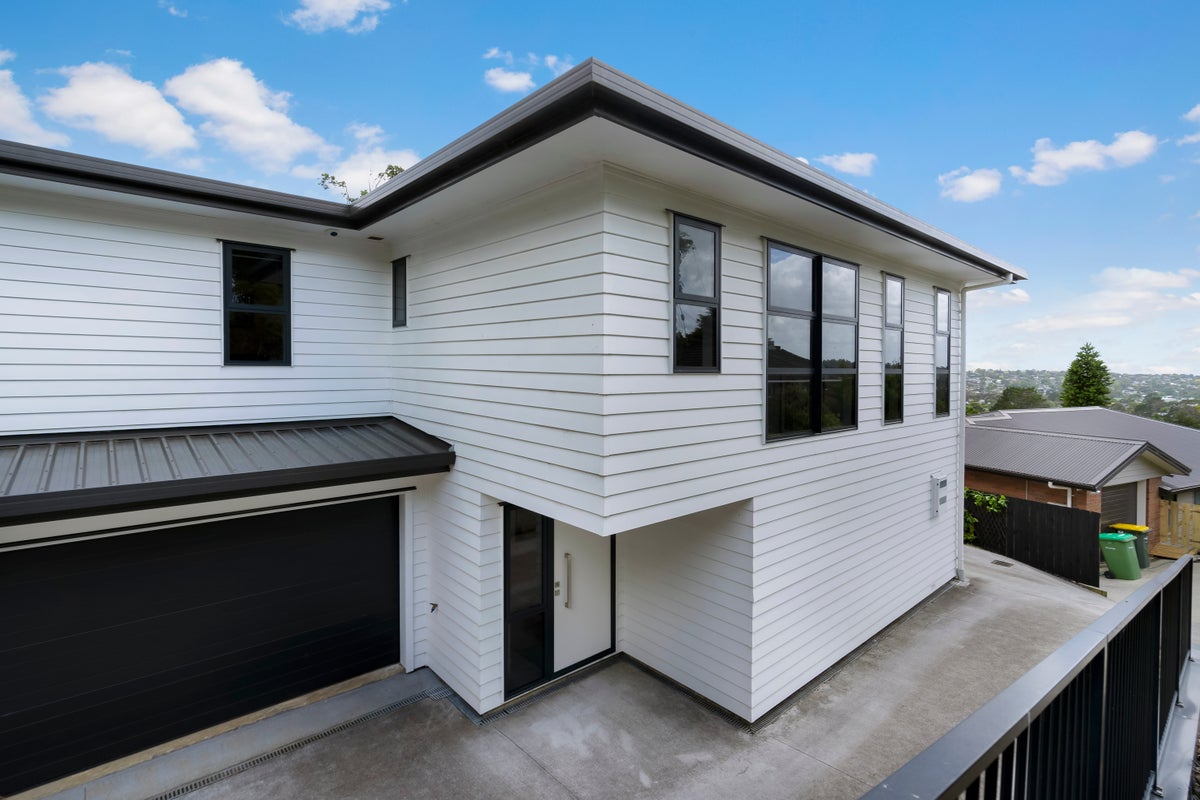 60A Shetland Street, Glen Eden, Auckland - Carousel 2
