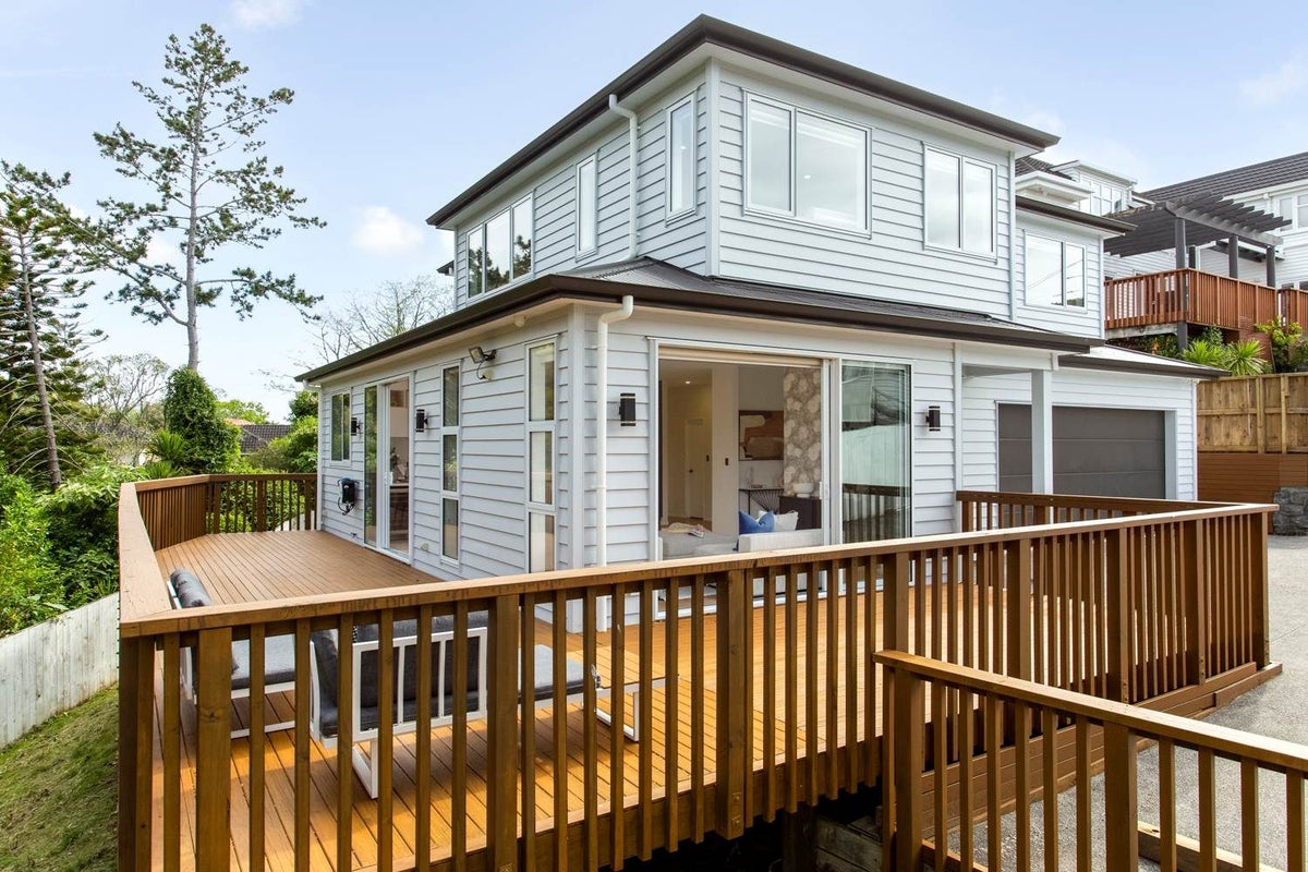 20D Coronation Street, Belmont, North Shore City, Auckland - Carousel 2