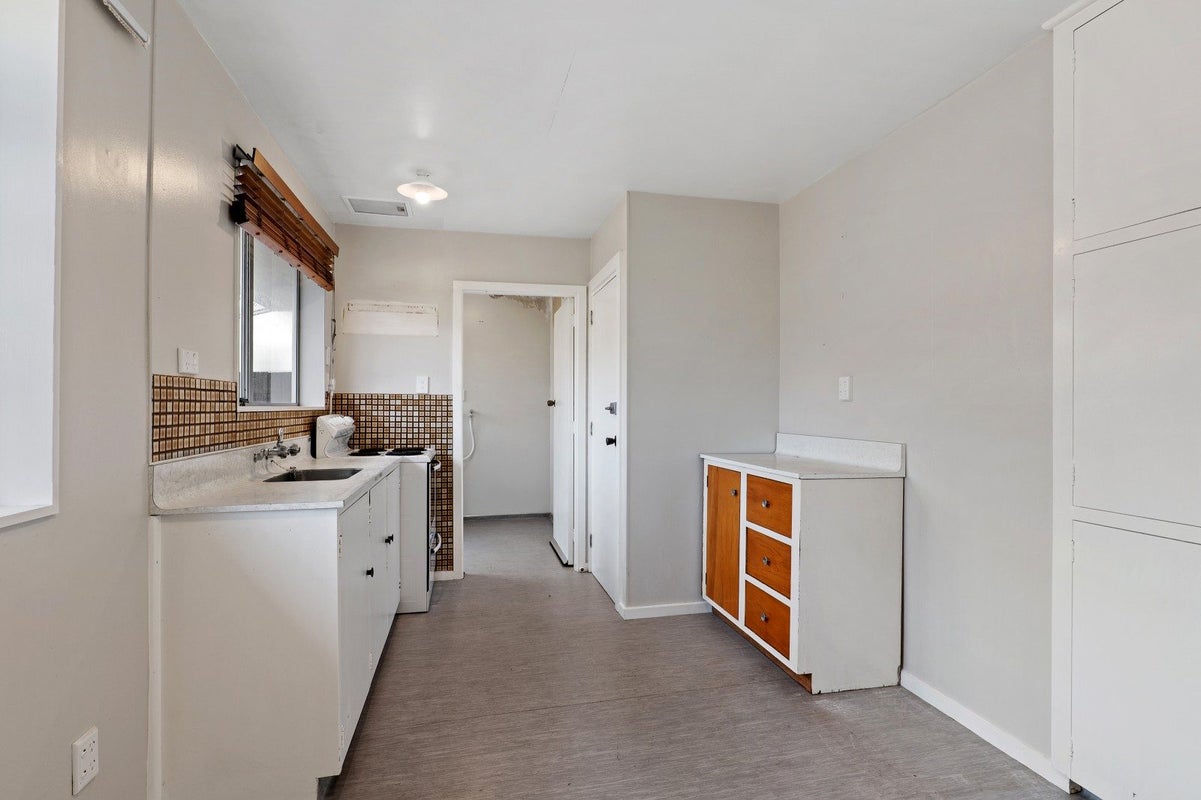2/69 Arran Crescent, Woolston, Christchurch - Carousel 15