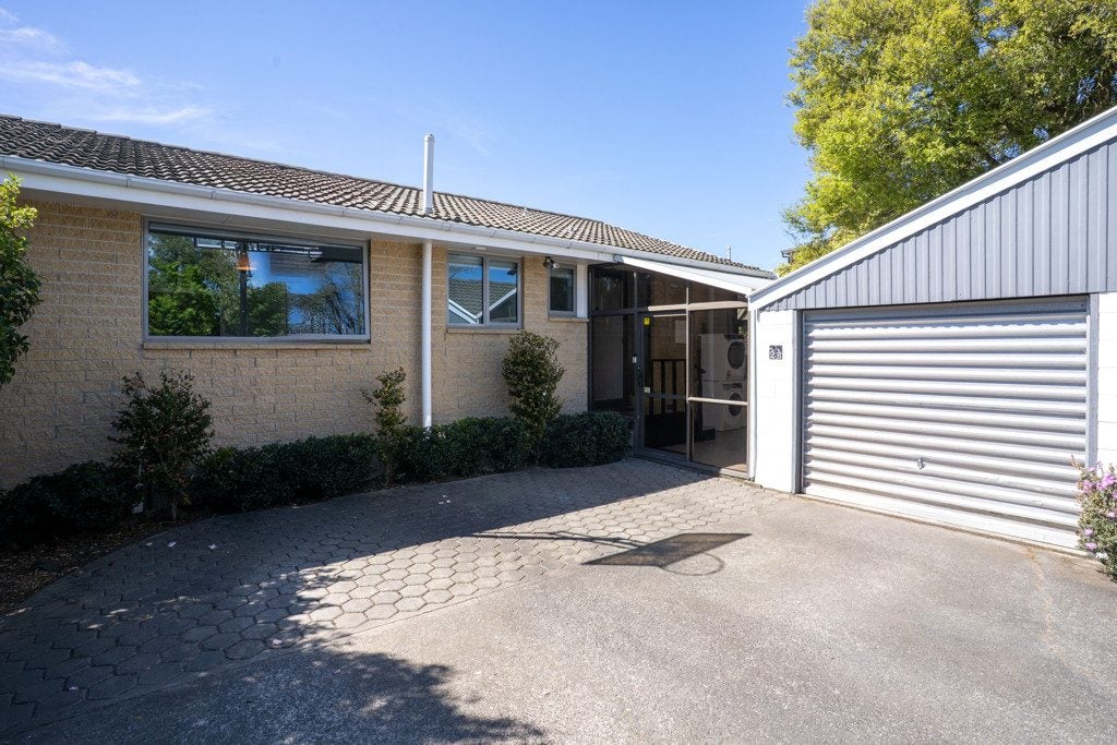 2/174B Grimseys Road, Redwood, Christchurch - Carousel 37