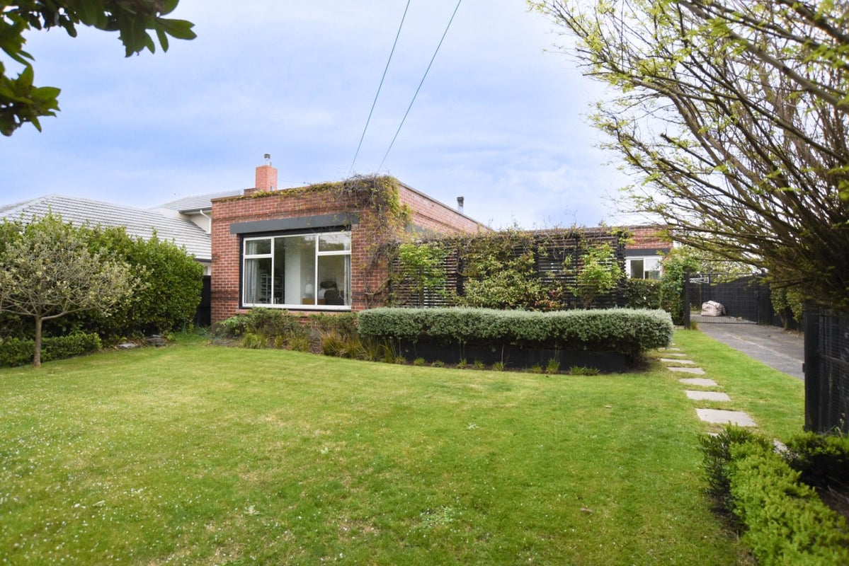 239 Greers Road, Bryndwr, Christchurch - Carousel 2