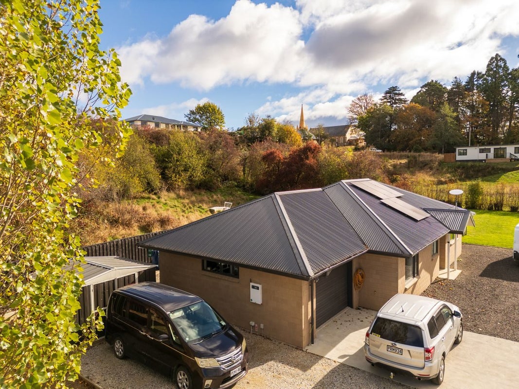 25 Copinsha Street, Palmerston - Carousel 2