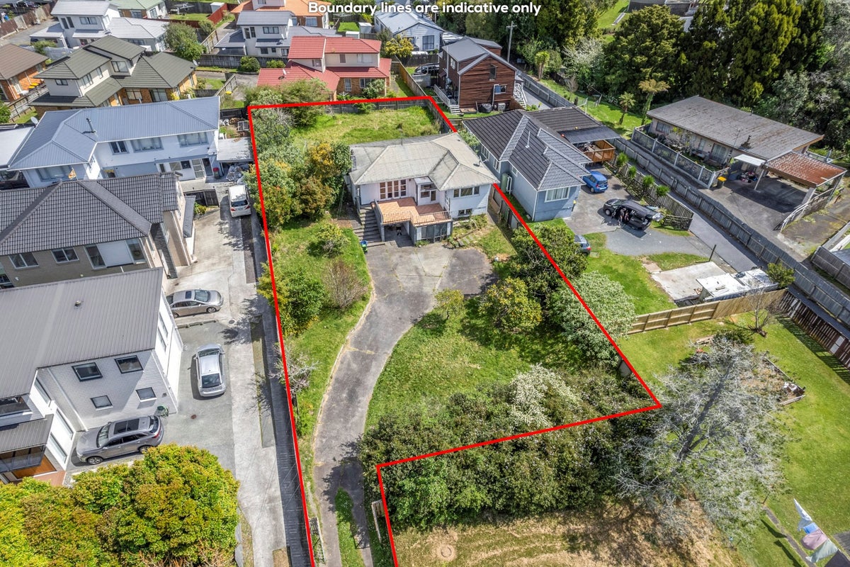 316 Swanson Road, Henderson, Auckland - Carousel 2