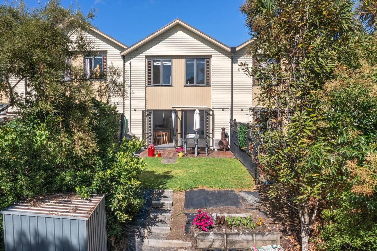 15/11 The Avenue, Albany, Auckland - Carousel 1