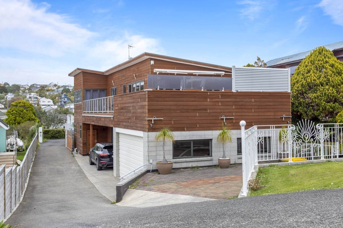35A Masterton Road, Rothesay Bay, Auckland - Carousel 1