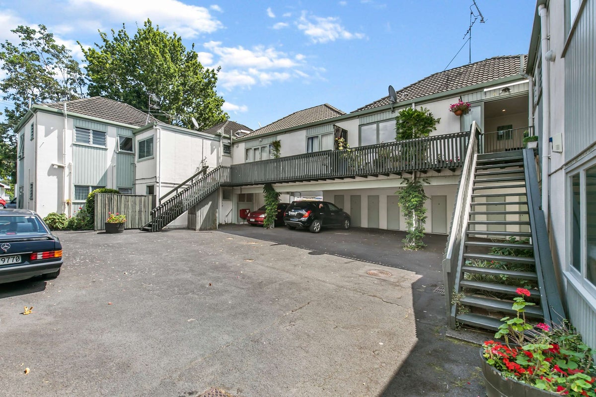 8/11 Owens Road, Epsom, Auckland - Carousel 2