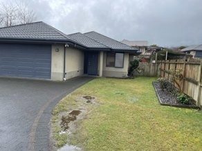 28 McCahon Drive, Pukehangi, Rotorua - Carousel 1