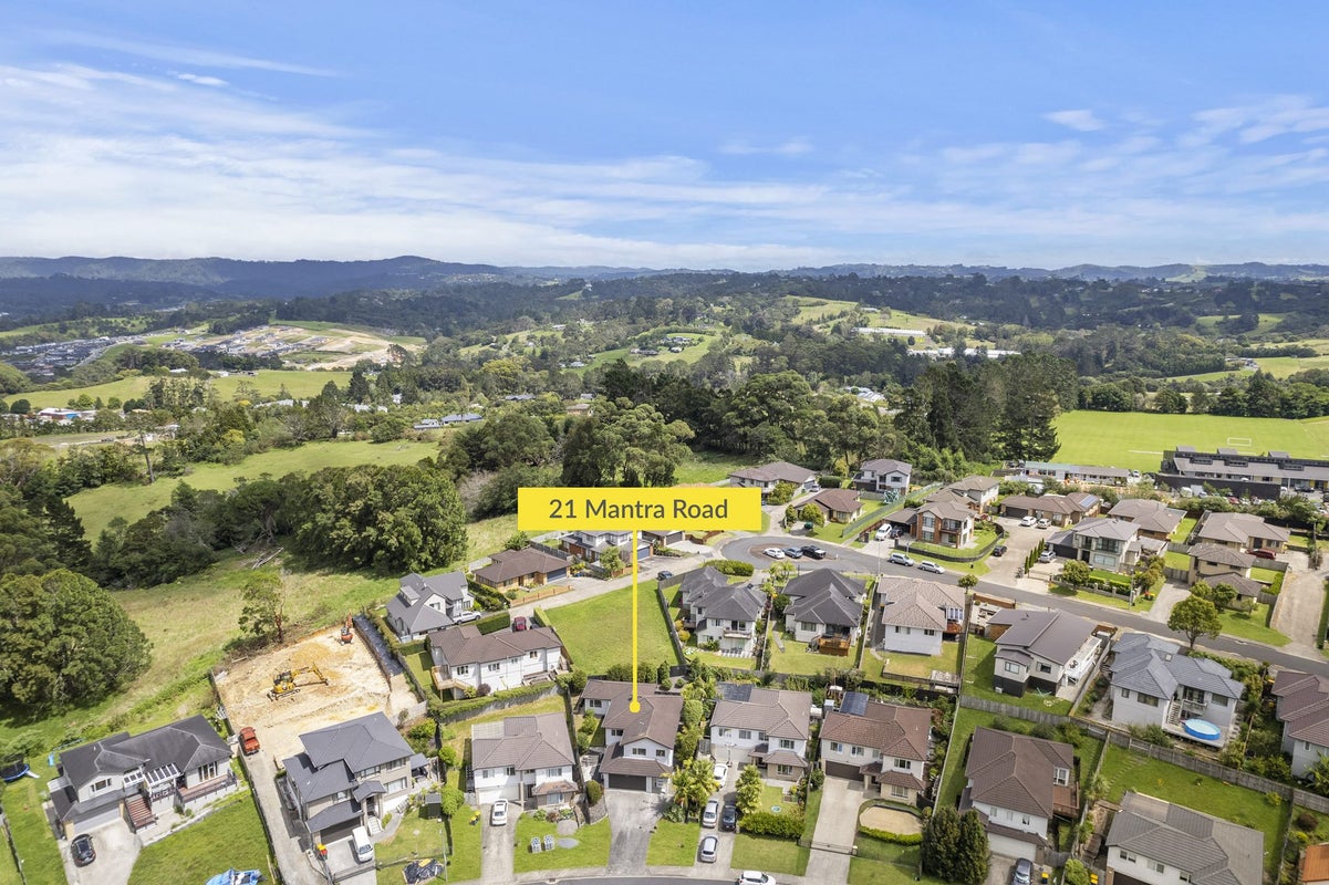 21 Mantra Road, Massey, Auckland - Carousel 2