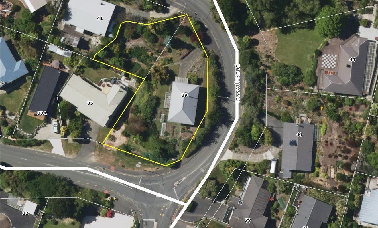 39 Tosswill Road, Tahunanui, Nelson - Carousel 27