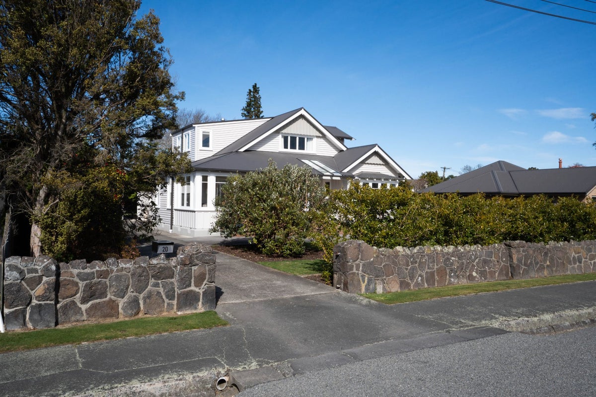 20 Plynlimon Road, Fendalton, Christchurch - Carousel 26
