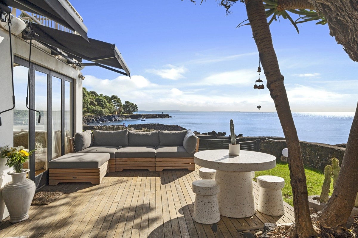 2/259 Hurstmere Road, Takapuna, Auckland - Carousel 1